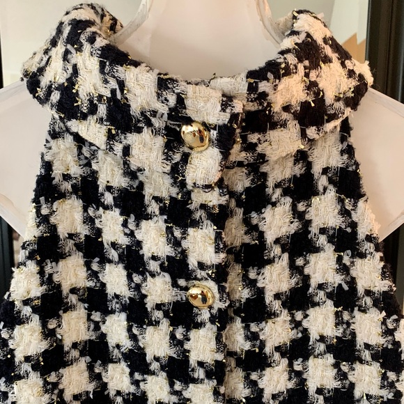 Sail to Sable Black & White Tweed Gold Button Back Top - Picture 3 of 9